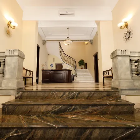 Atrium Hotel Ateneu City Center-3