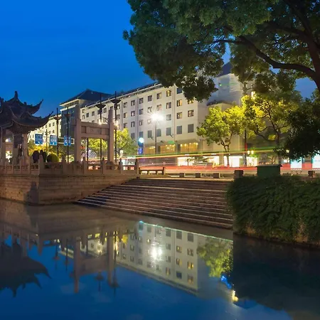 Wyndham Garden Suzhou-3