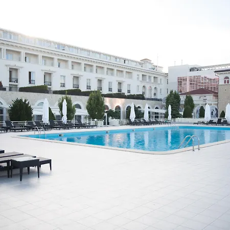 Iaki Conference & Spa Hotel-2