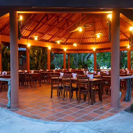 Laguna Lodge-3
