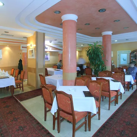 Hotel Rex-2
