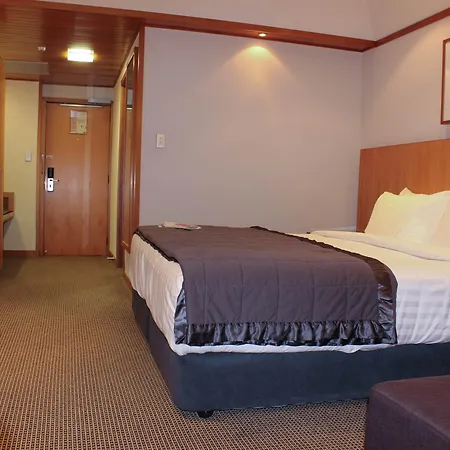 Commodore Airport Hotel Christchurch-3