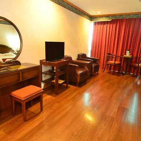 Holiday Plaza Hotel Cebu-2