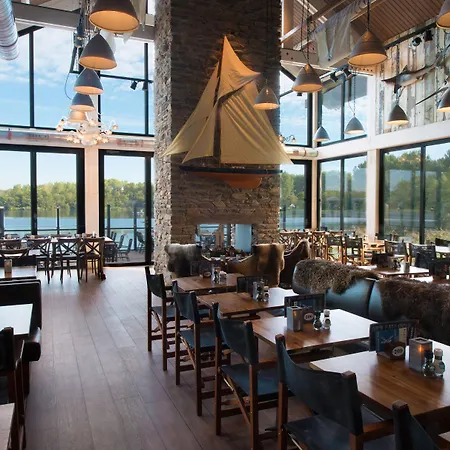 Courtyard By Marriott Amsterdam Airport-3