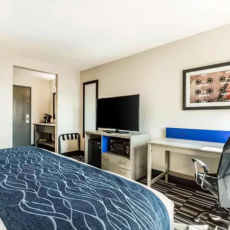 Comfort Inn Memphis Airport West-2
