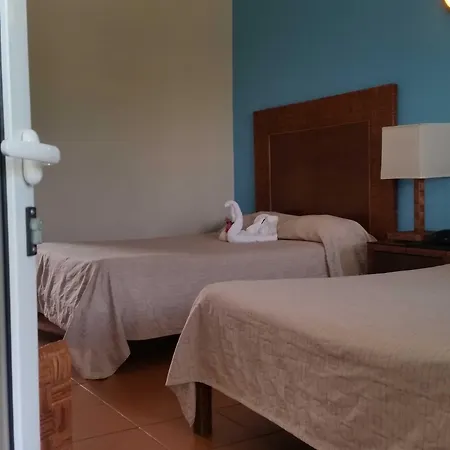 New Garden Hotel-3