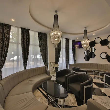 Prestige Deluxe Hotel Aquapark Club-3