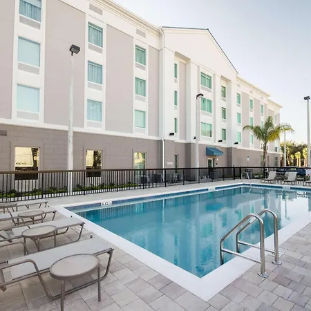 Hampton Inn & Suites Orlando Near Seaworld-3