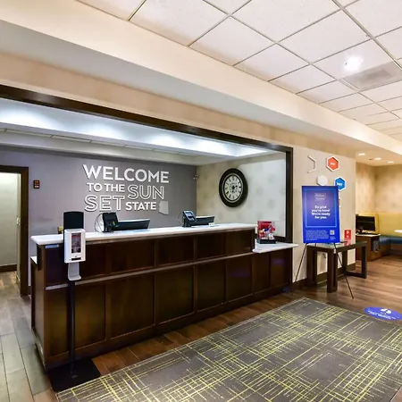 Hampton Inn Tucson-Airport-3