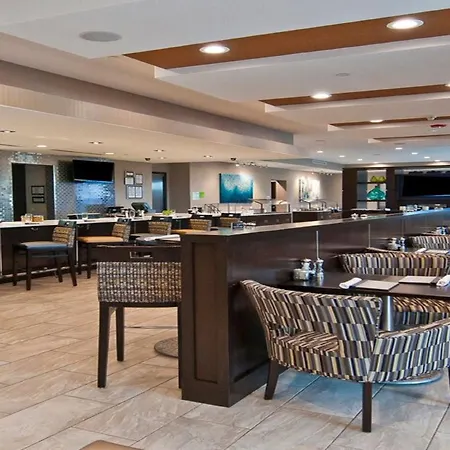Holiday Inn Austin Airport By Ihg-3