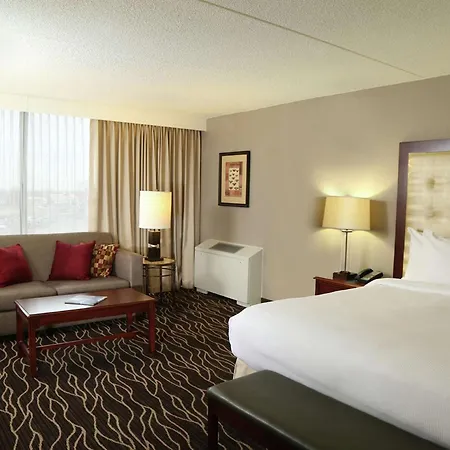 Hilton Kansas City Airport-3