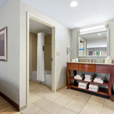 Hampton Inn & Suites North Conway-3