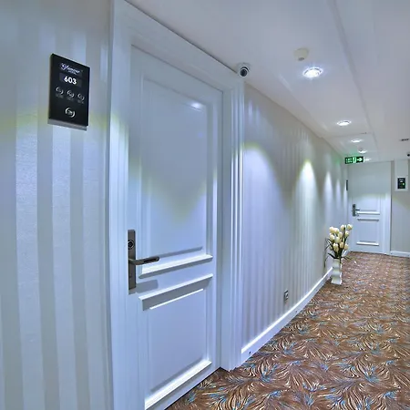 Glamour Hotel Istanbul Sirkeci-3