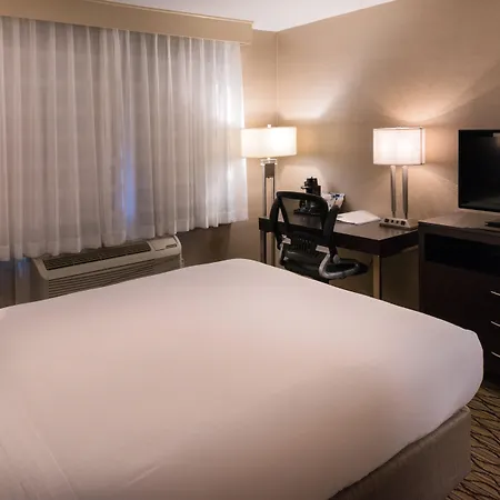 Holiday Inn Express & Suites Pasadena - Los Angeles By Ihg-3
