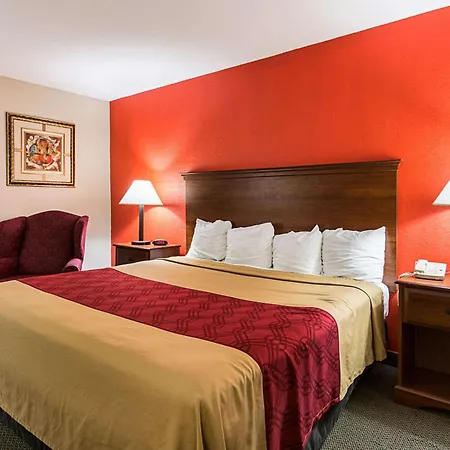 Econo Lodge Andrews Afb-3
