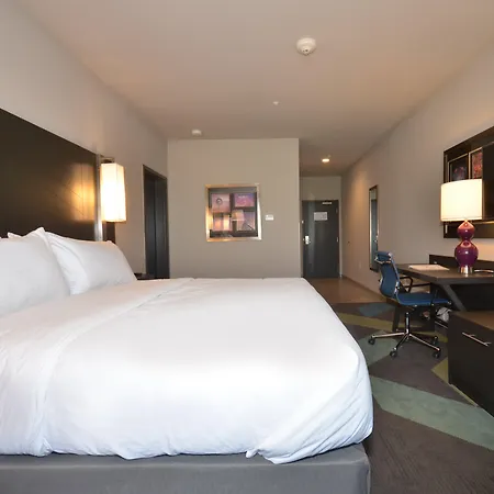 Holiday Inn Express & Suites Oklahoma City Mid - Arpt Area By Ihg-2