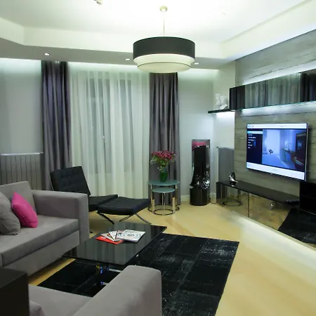 The Leos Residence-3
