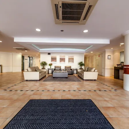 West End Central Apartments-3