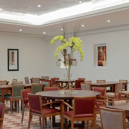 Renaissance Business Bay Hotel, Dubai-2