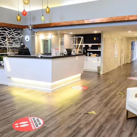 Days Inn By Wyndham Ottawa West-3