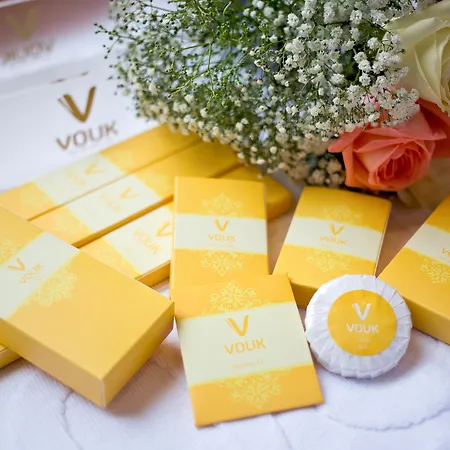 Vouk Hotel Suites, By The Blanket-3