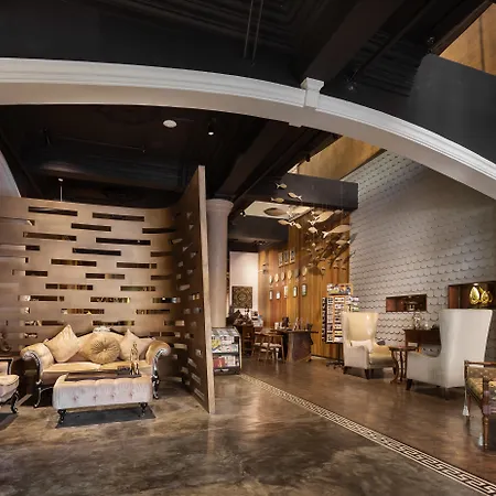 Clover Hotel Monivong-2