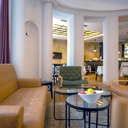 Public House Hotel-3