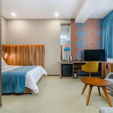 Best Western Tbilisi City Center-3