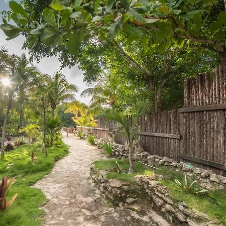 Bella Vista Resort Belize-3