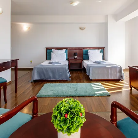 Lira Pacific Aparthotel-2