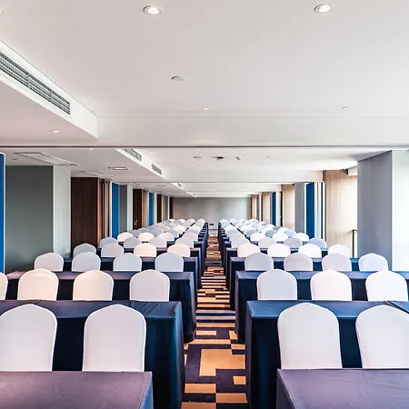 Holiday Inn Express Shanghai Baoyang By Ihg-2