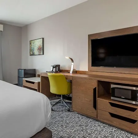 Comfort Suites Greenville Airport-3