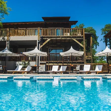 Blackstone Apart Boutique Hotel-2