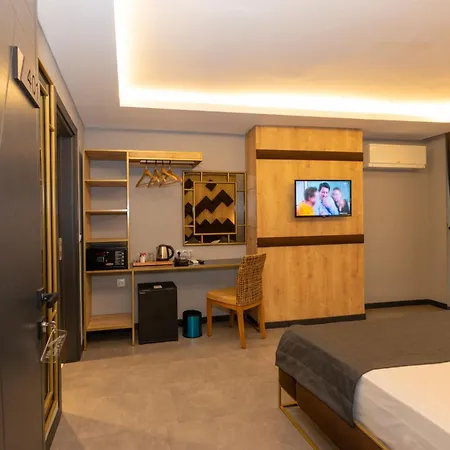 Fly And Stay Airport Hotel-2