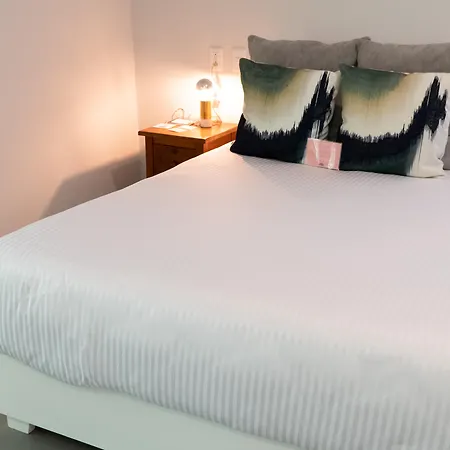 Hotel Nya-2