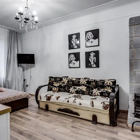 Apartment Near Circus-3