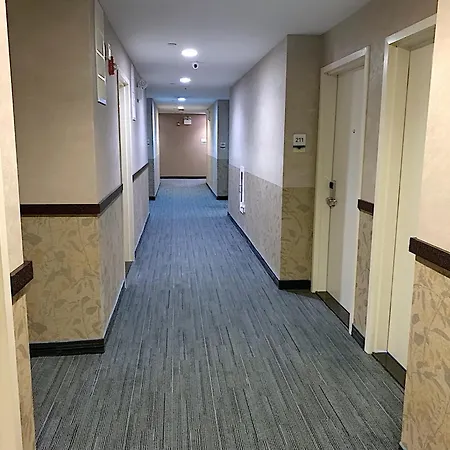 7 Days Hotel-3