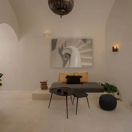 Elements Cave Suites-2
