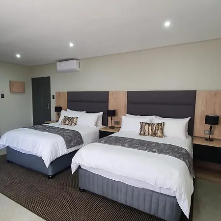 Luxe On Ridge Boutique Hotel-3