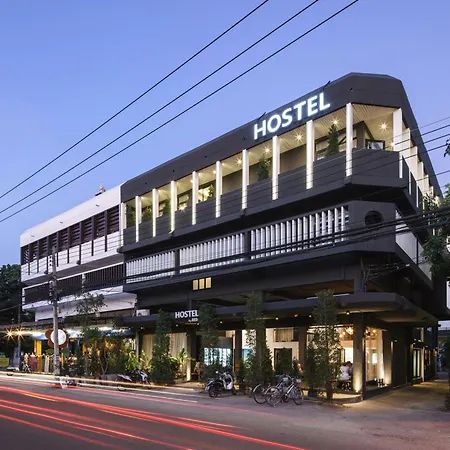 The Common Hostel (Adults Only)-2