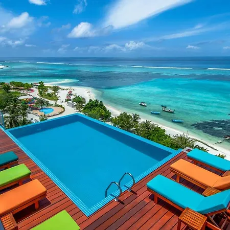 Triton Prestige Seaview And Spa-3