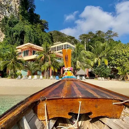 Phi Phi Cliff Beach Resort-3