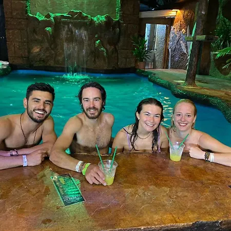 Arenal Poshpacker Boutique Urban Tropical Hotel-3