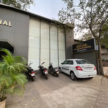 Hotel Regal International - Near Mumbai International Airport Andheri East-2