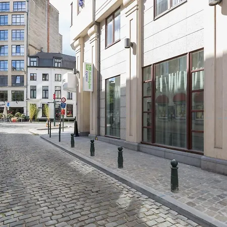 Holiday Inn Express Brussels-Grand-Place By Ihg-3