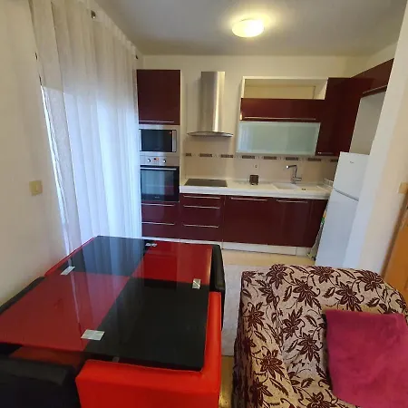 Comfort One Bedroom Apartment-3