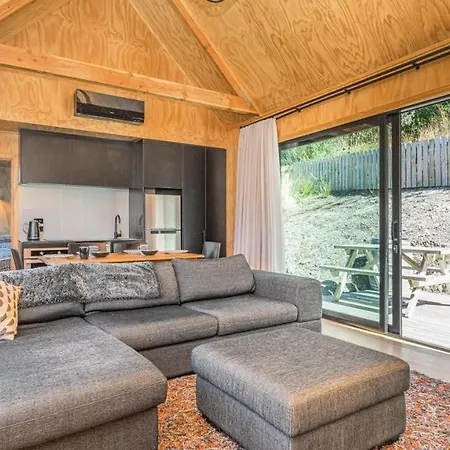 Picture Perfect - Queenstown Holiday Home-2