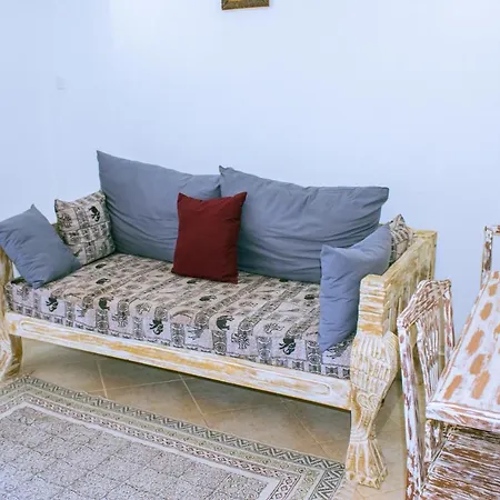 Pahalimzuri Kijani - 1 Bedroom Beach Apartment With Swimming Pool-3
