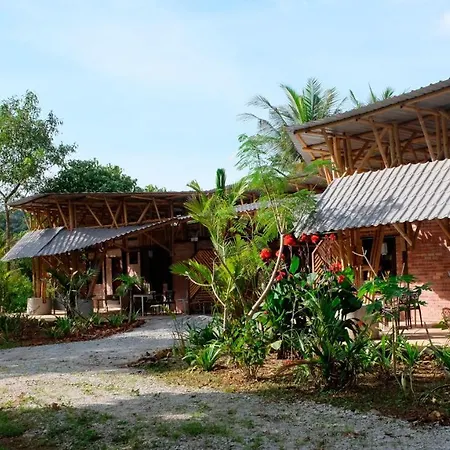 Bamboo Cottage Langkawi-3