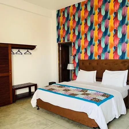 Funky Hotel-3